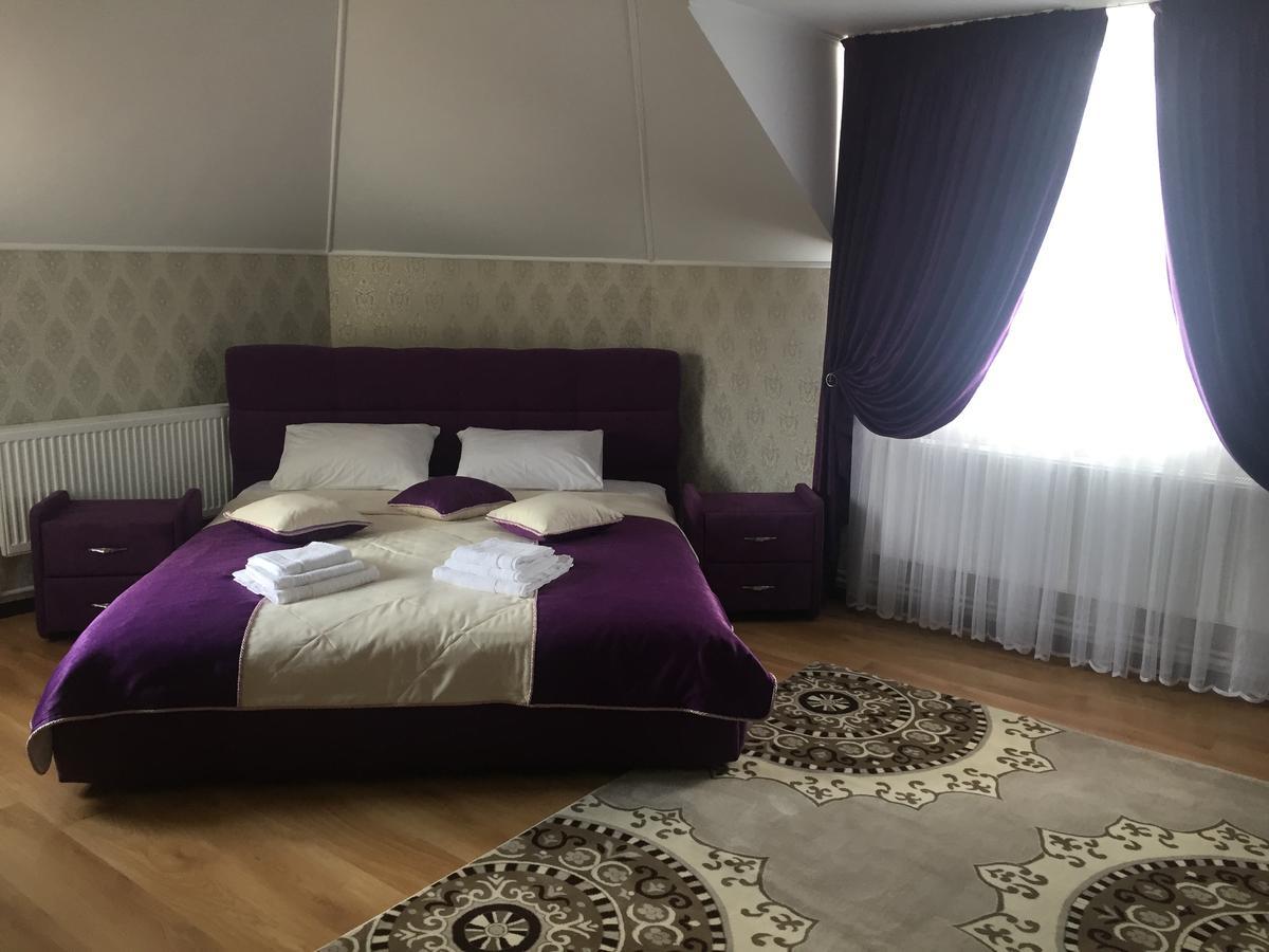 Hotel Europe Хмільник Екстер'єр фото
